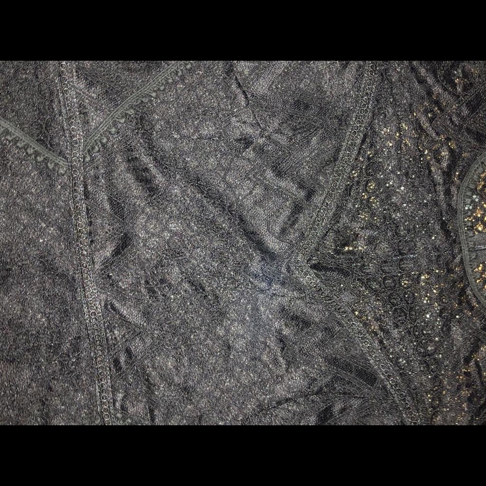 LALA LACE BODYCON DRESS - Picture 5 of 8